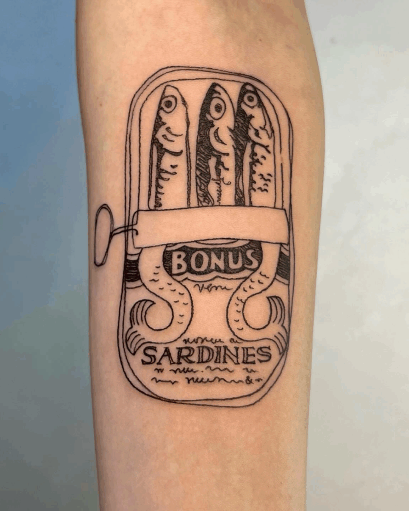 fine line tattoos stockholm tattoo studio @beehive.tattoo @lizavashkevich_tattoo